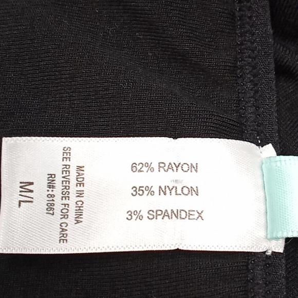 Elegant Black Maxi Dress - Picture 10 of 11